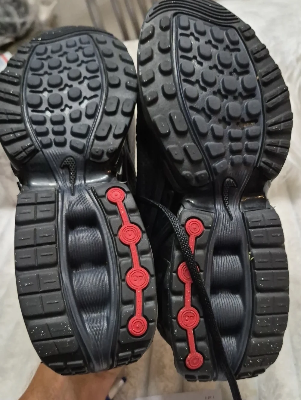 Nike Air Max DN Men's Sz 7 Eur 40 Sneakers $170
